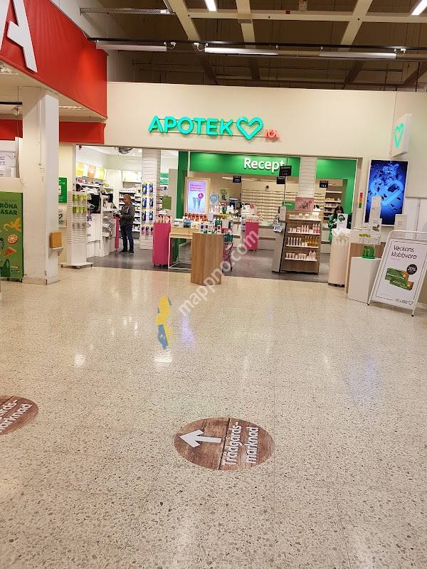 Apotek Hjärtat ICA Maxi Högskolan Halmstad