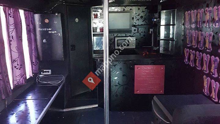 Bøkken Fantasy Partybuss