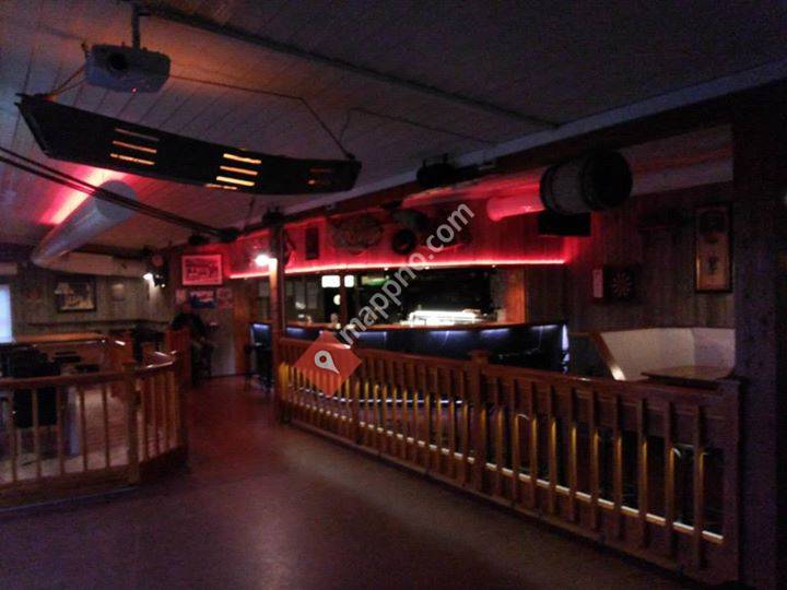 BØVÅGEN ØL OG VINSTUE