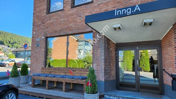 Baker Klausen Vårveien