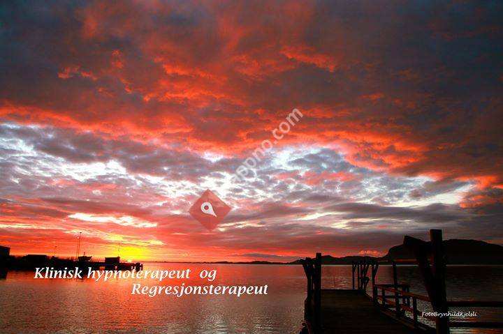 Brynhild Kjelsli's Helhetsterapi.