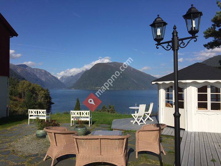 Dragsvik Fjordhotell