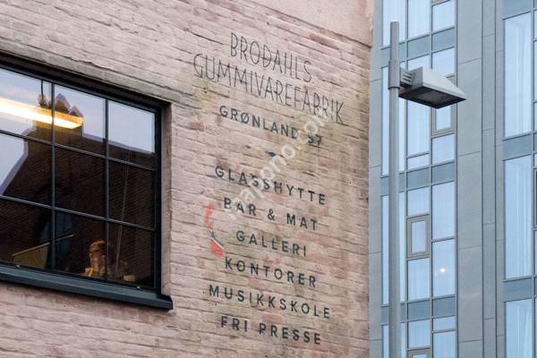 F. Sveen Grafiske og Digitale Tjenester