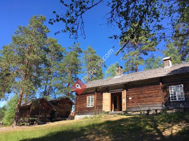 Finnetunet, Svullrya.