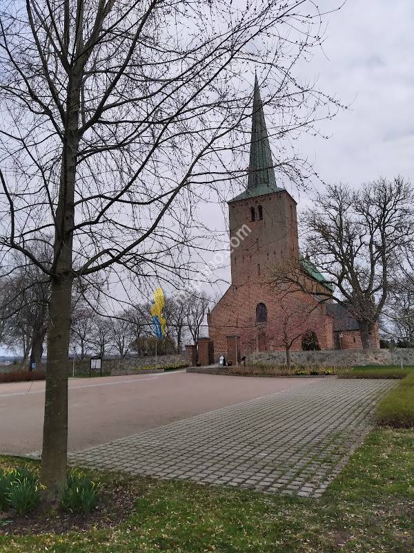 Genarps Kyrka