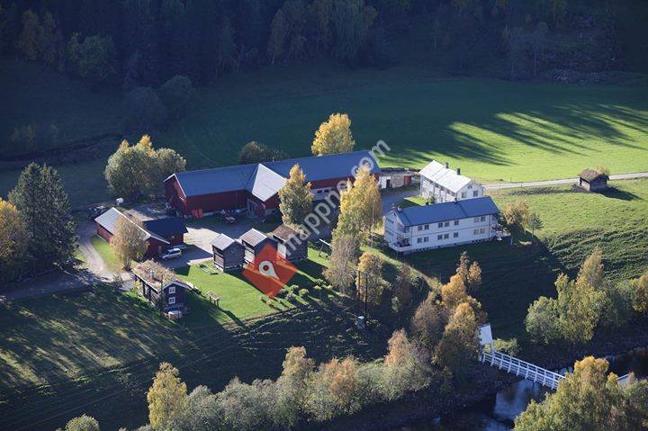 Grøtte Gård / Grøtte-Flå laksevald