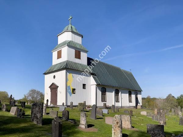 Gunnarps Kyrka & Kyrkogård