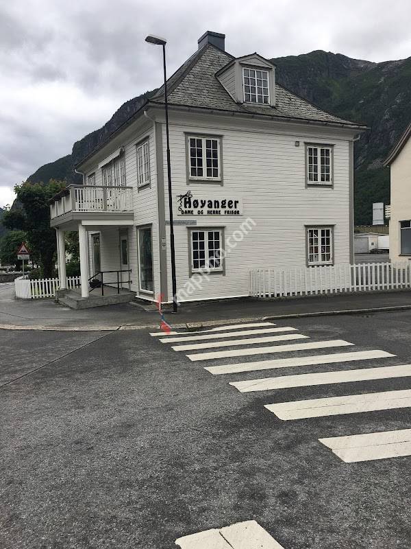Høyanger Dame og herrefrisør AS