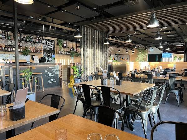 Hamnkrogen i Falkenberg AB