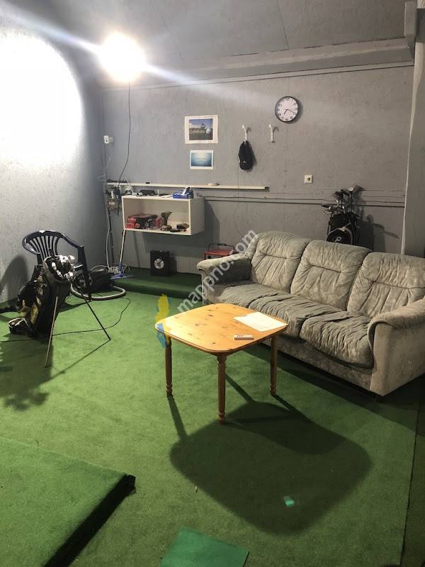 hangelösa golfstudio