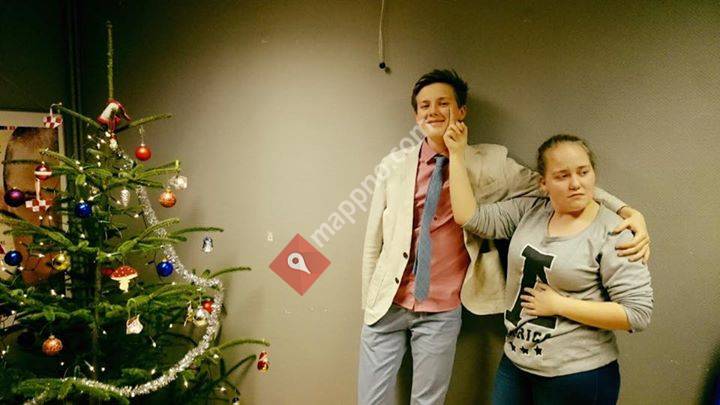 Harry Café - Ungdomsklubb