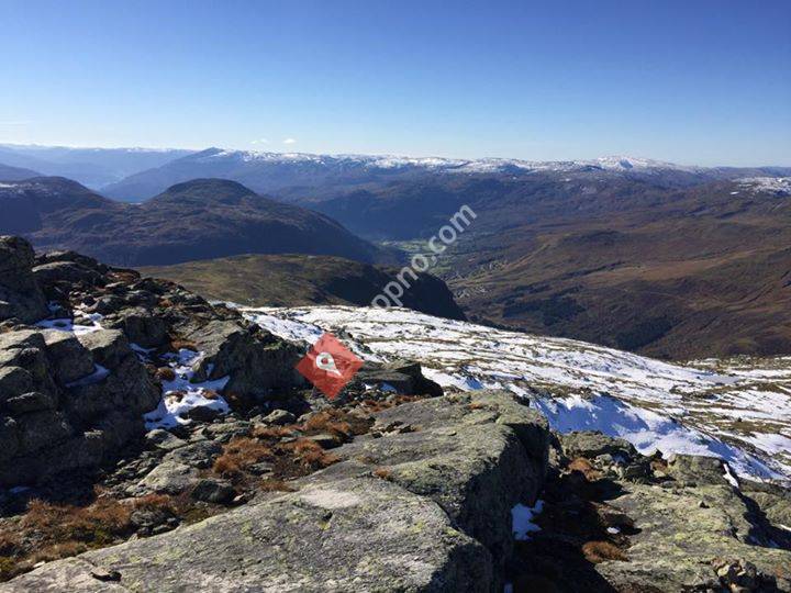 Hytta SynSeebu, Myrkdalen