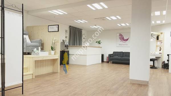 Ideal Nail Bar & Beauty Salon