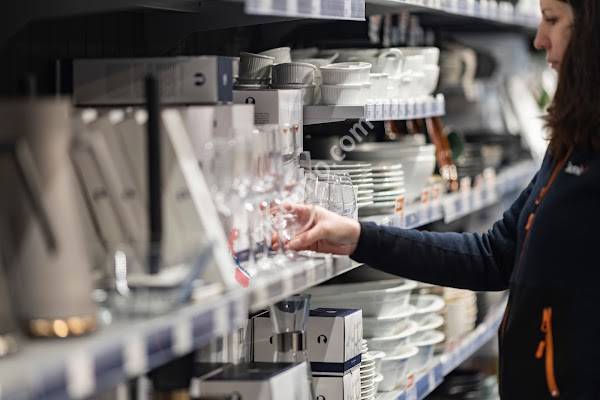 Jernia Gleditsch fargehandel AS