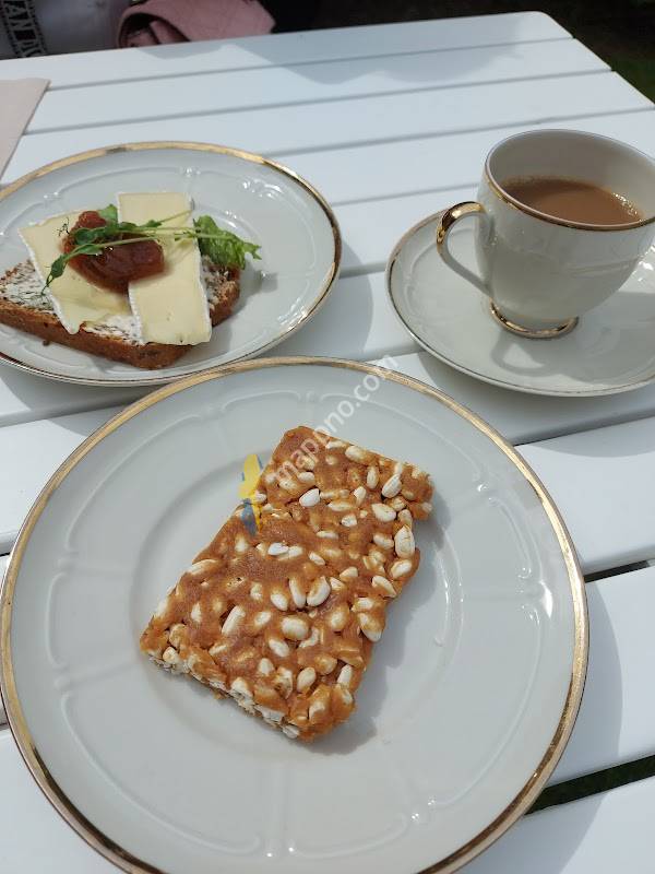 Kapellgårdens café