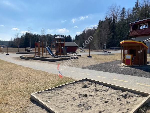 Lekeplass Våk barnehage