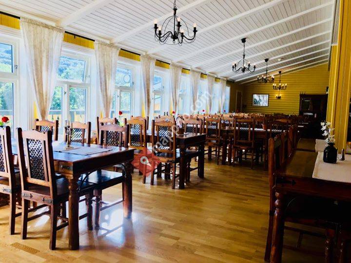 Lyngseidet Gjestegård