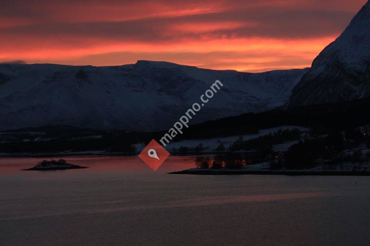 Magic Mountain Lodge-Lyngen