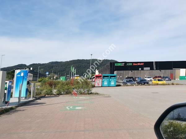 Mer Charging Station