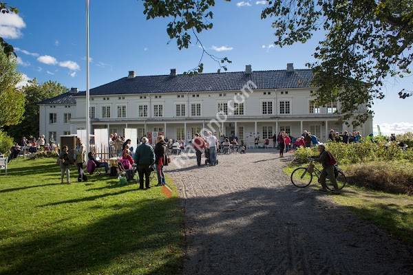 Museene i Akershus - Linderud gård