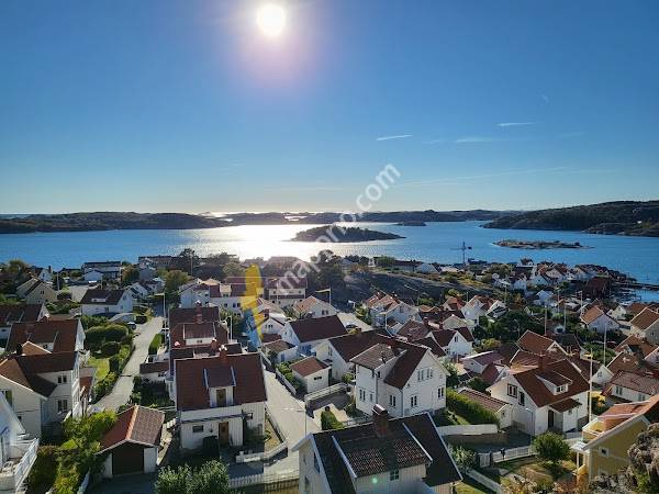 Parking Falkevägen 8