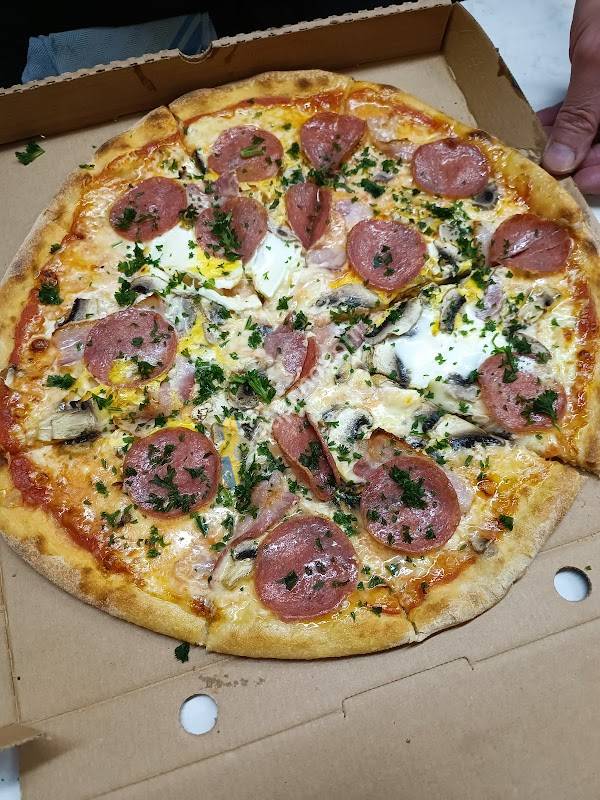 Plogen Restaurang & Pizzeria