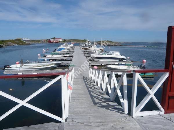 Råket småbåthavn og gjestebrygge