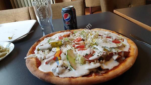 Restaurang & Pizzeria Värmullen