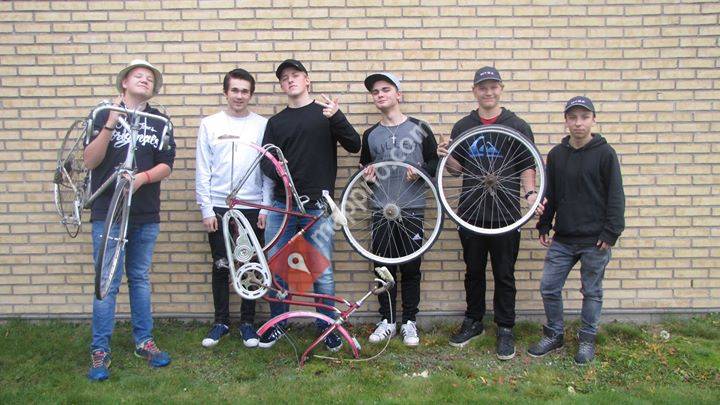 Skøttru Mekk Og Lakk