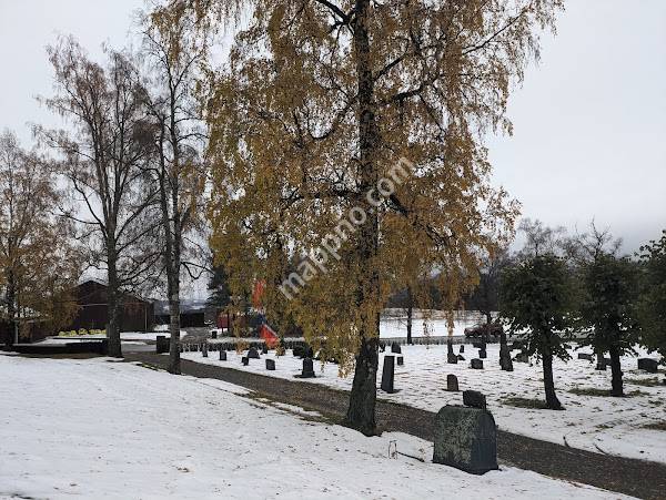 Skoger Kirkegård