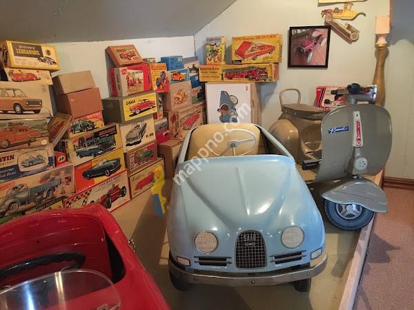 Smålands bil- musik- och leksaksmuseum