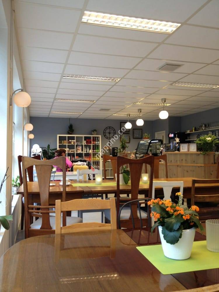 Spitet Garn og Kaffe Tone Heddeslid