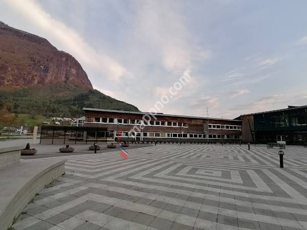 Stryn vidaregåande skule