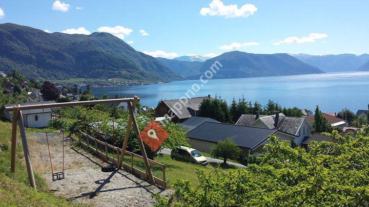 Systrond Motell Hyttesenter og Camping