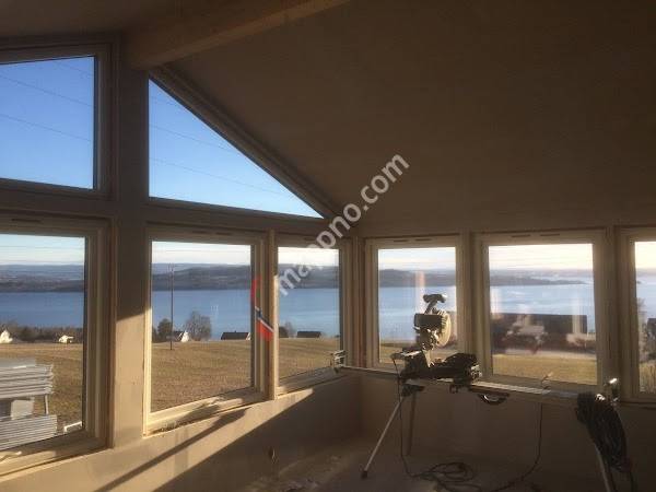 Tømrer Kjell Arne Olsby