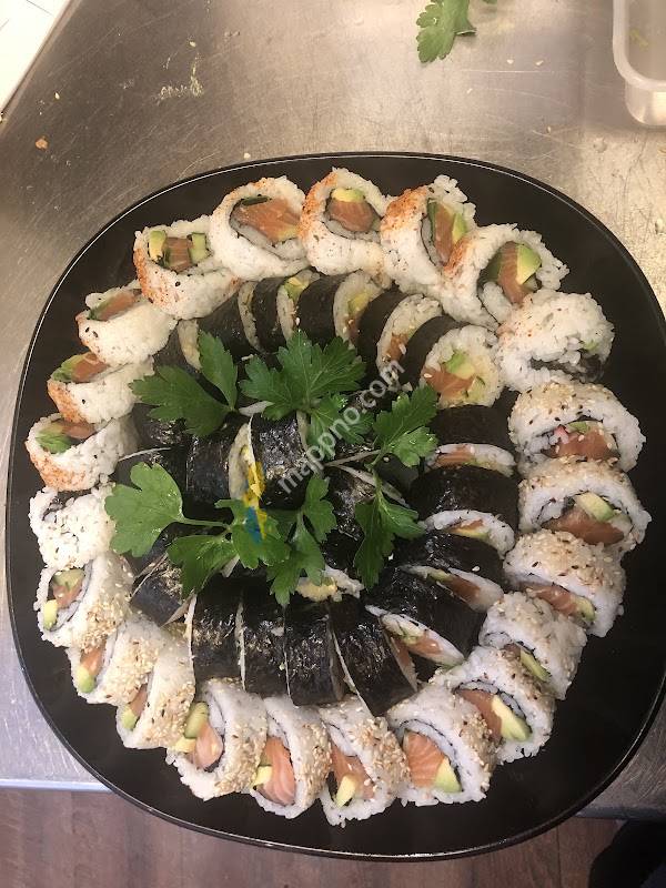 Tanum Sushi & Thai Mat