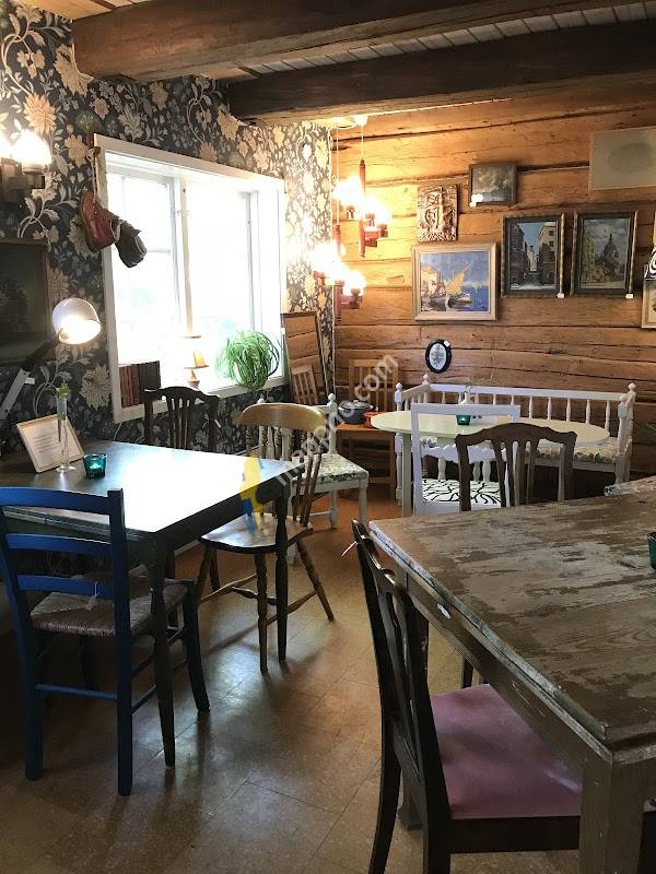 Våffelmakeriet & Second Hand