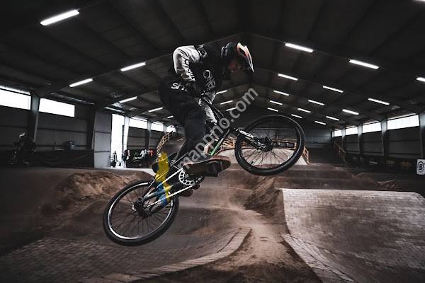 Vallens Bmxhall