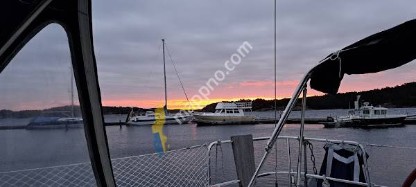 Wallhamns Båtsupport AB